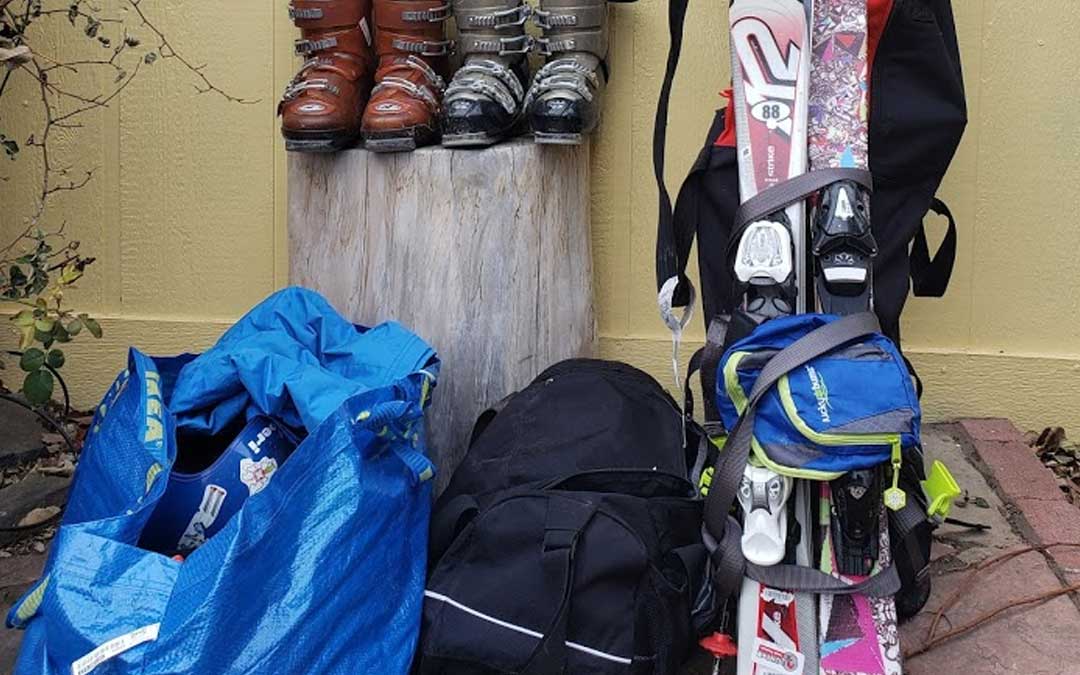 Your Ultimate Ski Trip Packing List