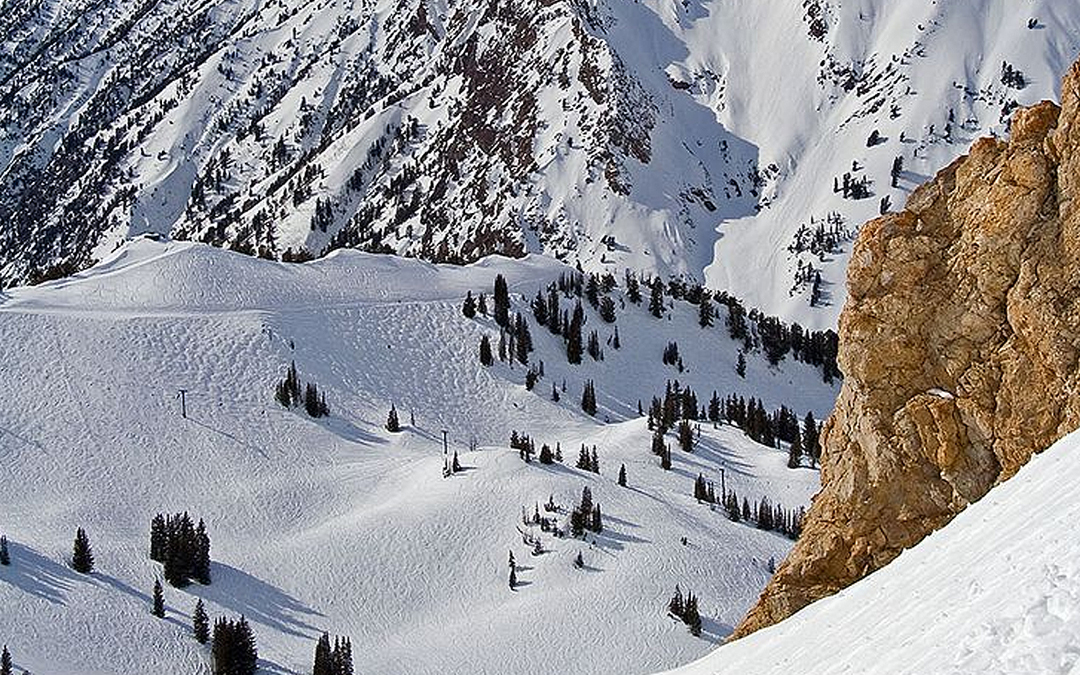 What Separates Big and Little Cottonwood Canyons